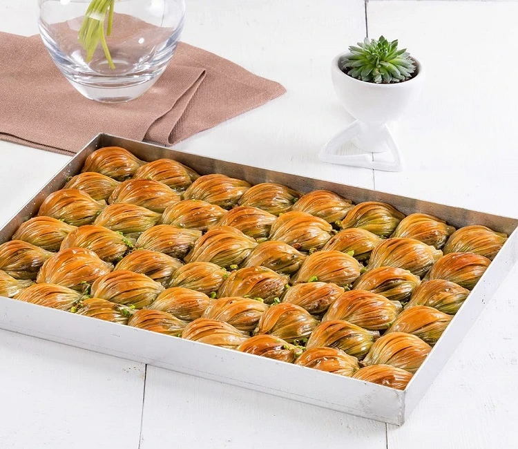 Adana Toptan Midye Baklava